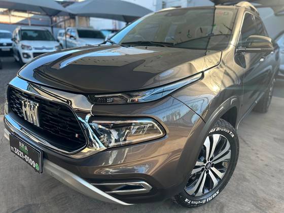 FIAT TORO 1.3 TURBO 270 FLEX VOLCANO AT6 FIAT TORO 1.3 TURBO 270 FLEX VOLCANO AT6